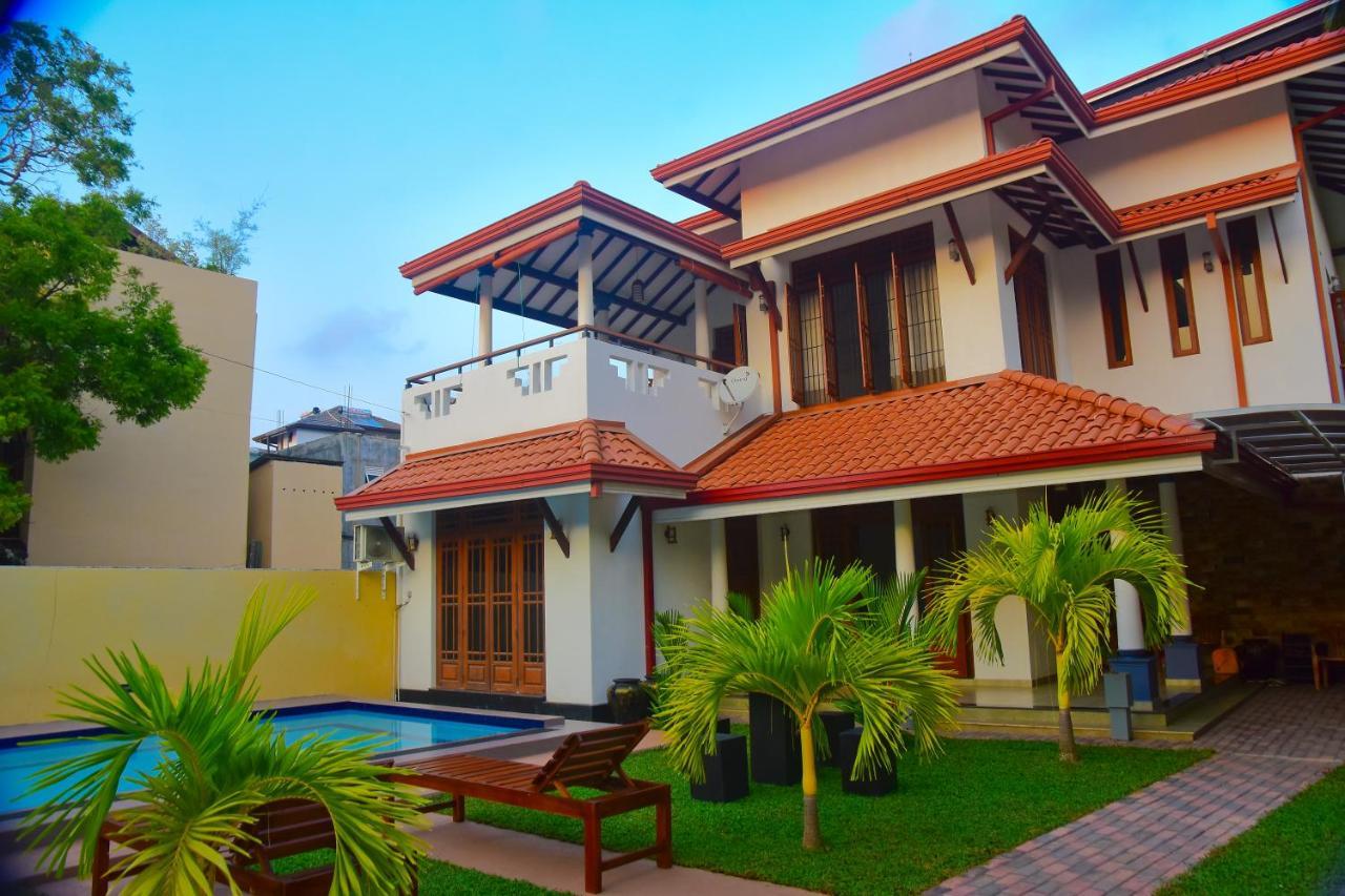 Grand Royal Villa Negombo Kültér fotó